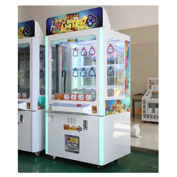 Key Master (15 Holes) Game Vending Machine